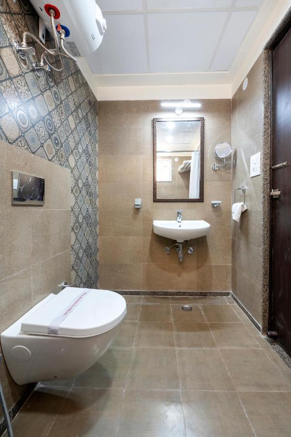 Palm Stay - Studios & Rooms Jaipur Bagian luar foto
